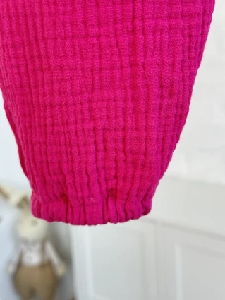 Комбинезон из муслина * Малина* + панама с бантиком