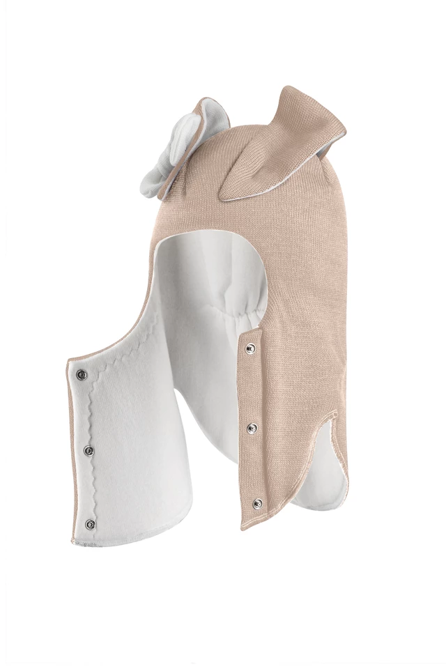 Зимняя шапочка-шлем Corona.hm "Зайка" на кнопочках беж золотой белый бантик