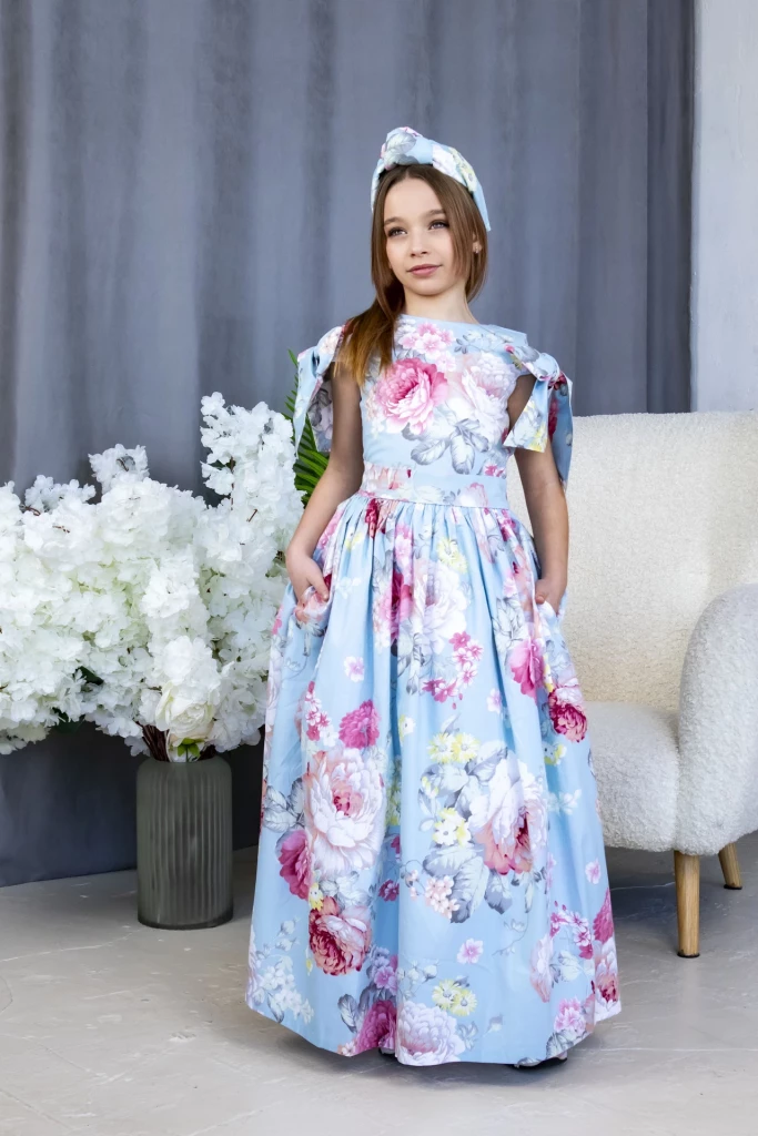 Сукня для дівчинки Corona.hm “Шарм”, півонія на блакитному