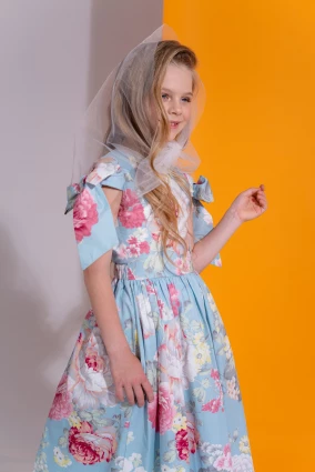 Сукня для дівчинки Corona.hm “Шарм”, півонія на блакитному