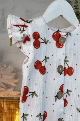 Ромпер з мусліну *Вишенька*  + панамка з бантиком