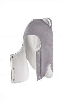 Зимняя шапочка шлем Corona.hm "Мисс Львица" на кнопках дымка