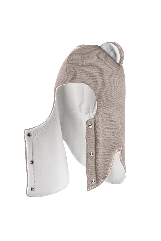 Зимняя шапочка шлем Corona.hm "Мисс Львица" на кнопках капучино