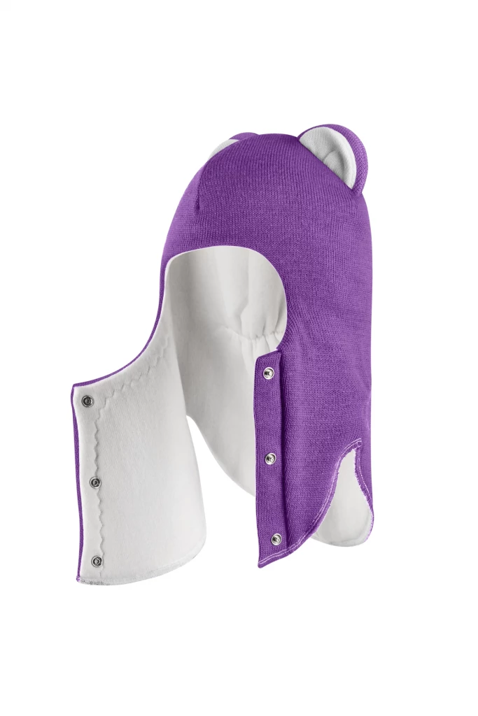 Зимняя шапочка шлем Corona.hm "Мисс Львица" на кнопках фиалка